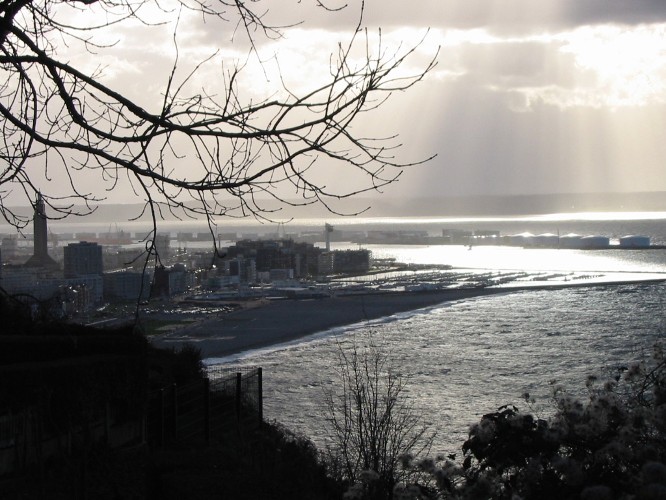 Pluie sur l'estuaire de la Seine au Havre