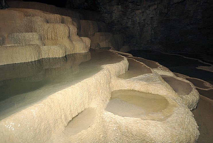 Grotte de la balme 38 J.Vanneuville