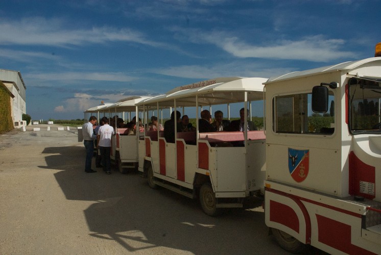 Les partenaires du contrat visitent le Domaine royal de Jarras à Aigues-Mortes