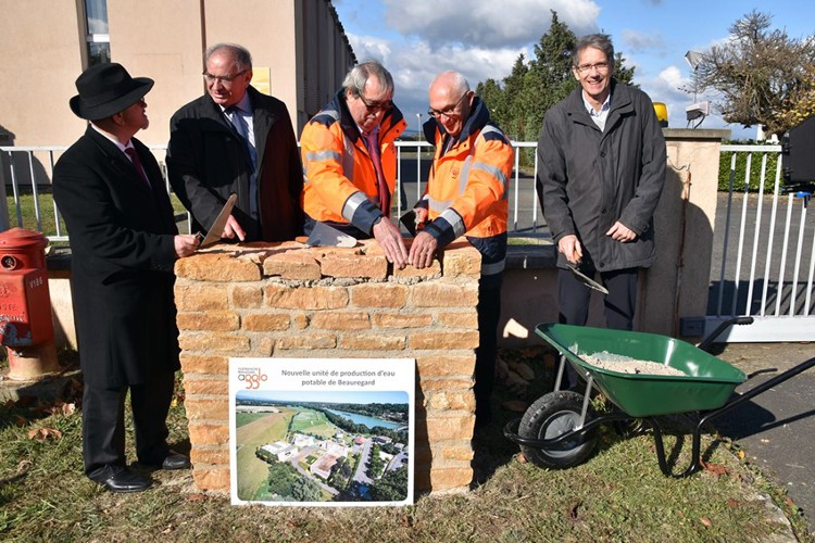 Modernisation unité de production eau potable Agglo Villefranche - Pose de la première pierre - nov 2017