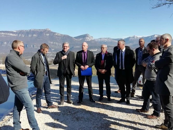  Xavier Dullin, président de Grand Chambéry aux côtés de Michel Dantin, maire de Chambéry et président du Cisalb, de Martial Saddier, président du comité de bassin Rhône Méditerranée et de Nicolas Alban, directeur régional de l'agence de l'eau.