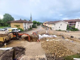 Saint-Denis-Lès-Bourg : au revoir le béton